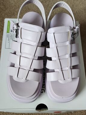 Women's Lavender Strappy Platform Sandals